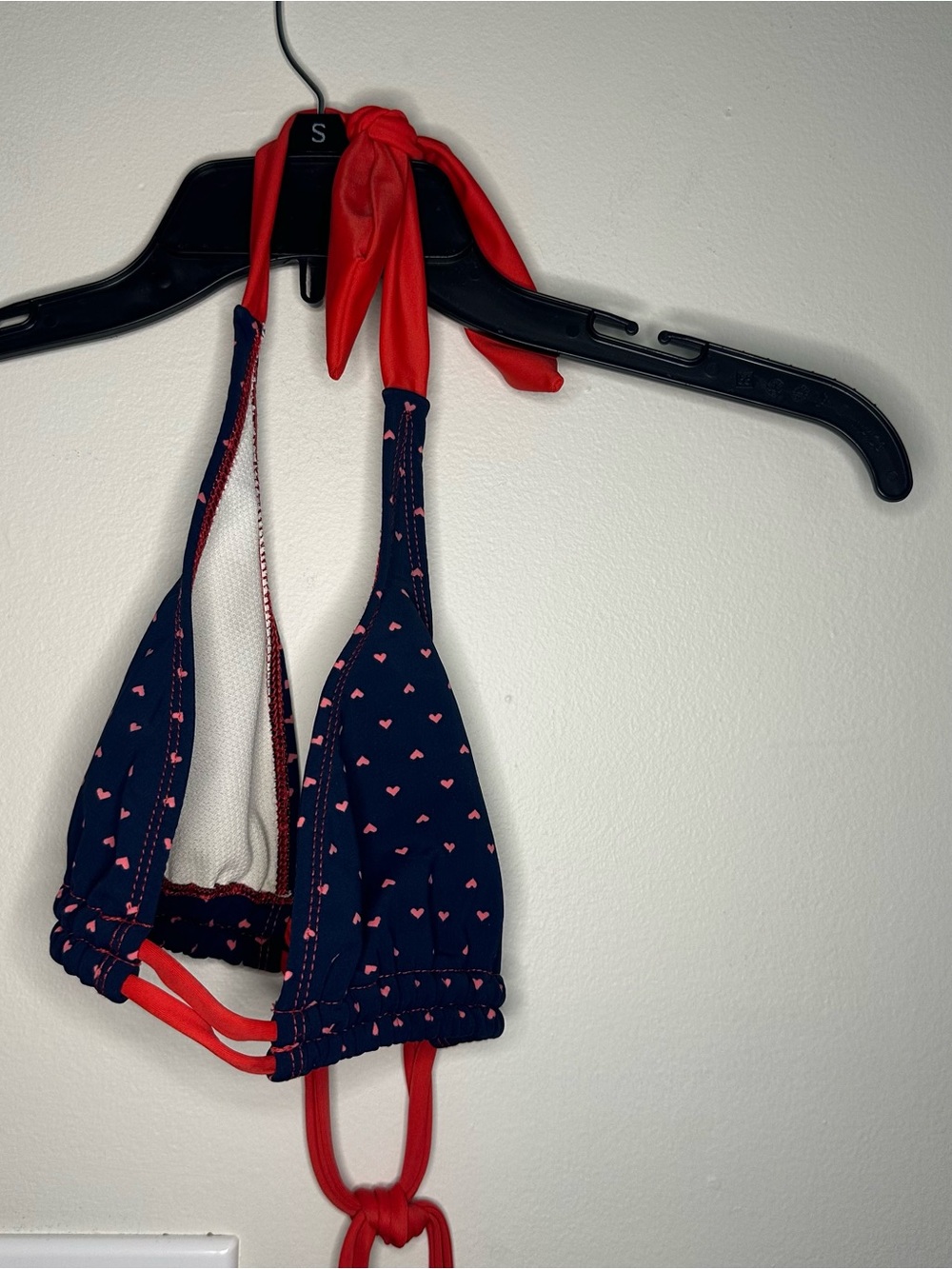 Vintage Navy Bikini Top with Pink Heart Print and Red Ties - Picture 7 of 10
